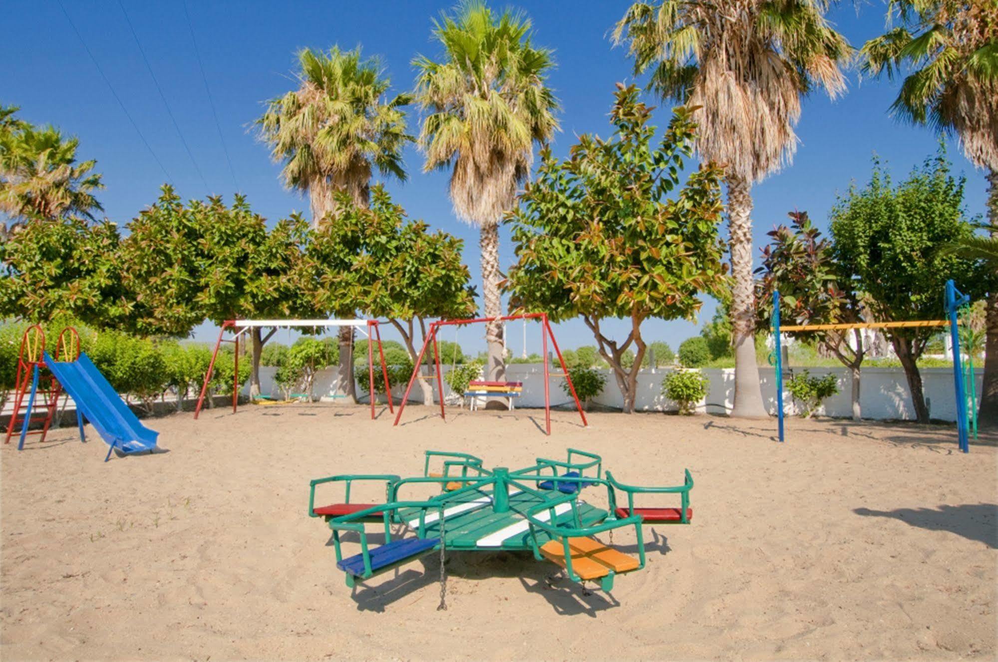 Alexandra Beach Кос Екстериор снимка